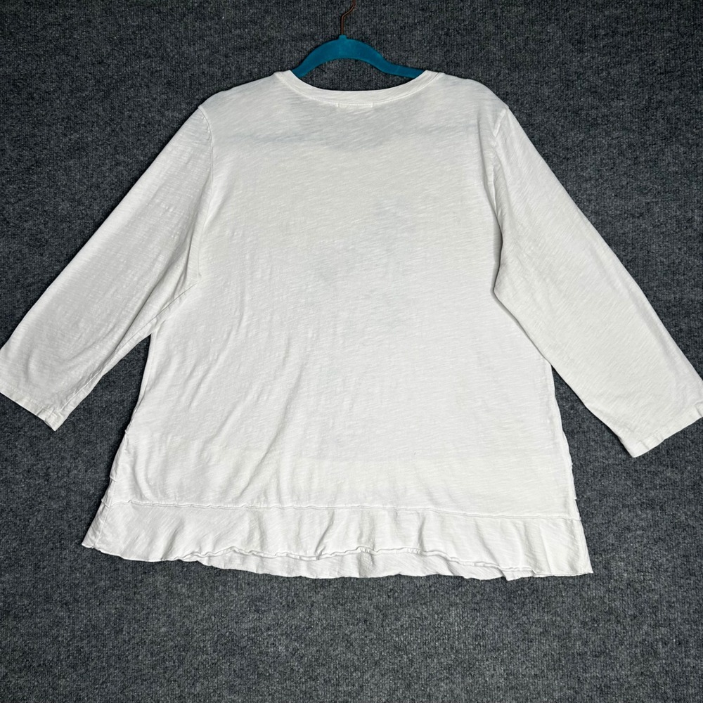 Jess & Jane Womens XL White Floral Watercolor Ruffle Hem 3/4 Sleeve Top - Picture 2 of 6